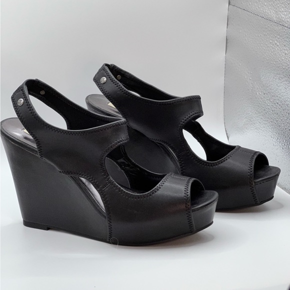 Vera Wang Simply Vera Wedge - Picture 3 of 5